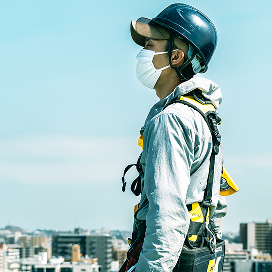 写真：安達拓也